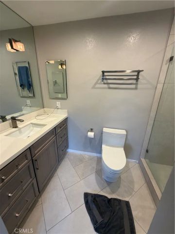 5235 Saint George Rd, Westminster, CA 92683