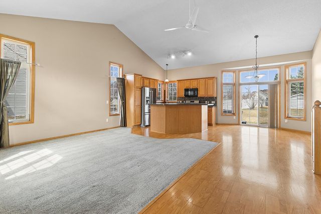 7297 Whitehall Road, Shakopee, MN 55379