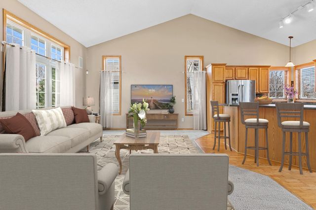 7297 Whitehall Road, Shakopee, MN 55379