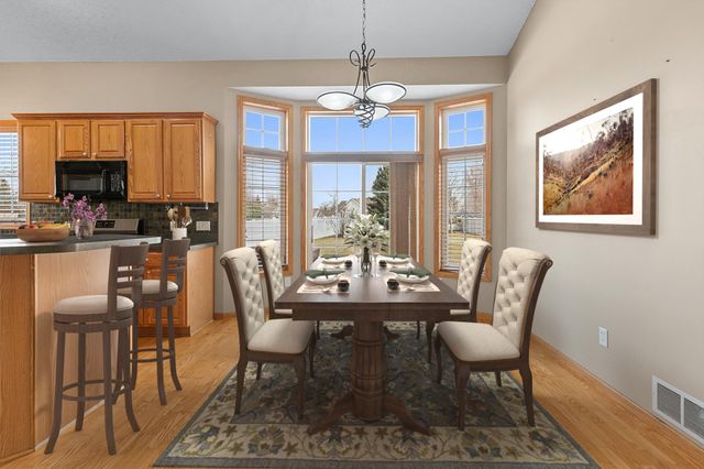 7297 Whitehall Road, Shakopee, MN 55379