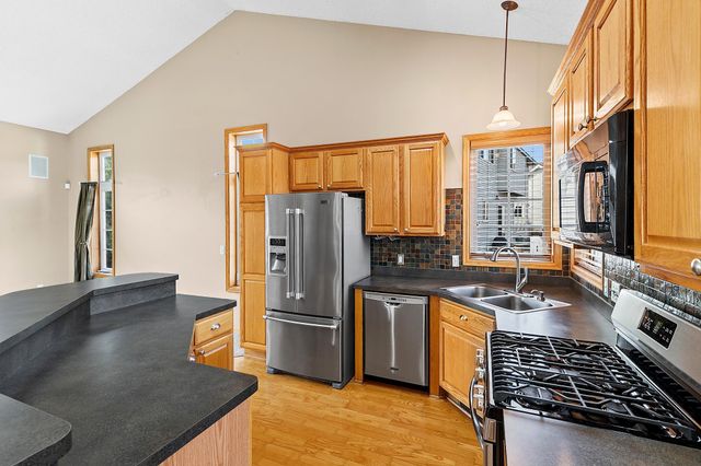 7297 Whitehall Road, Shakopee, MN 55379