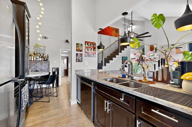 5981 Arapaho Road 1304, Dallas, TX 75248