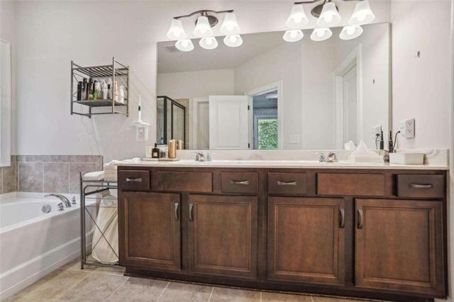 1122 Hibiscus Way SW, Mableton, GA 30126