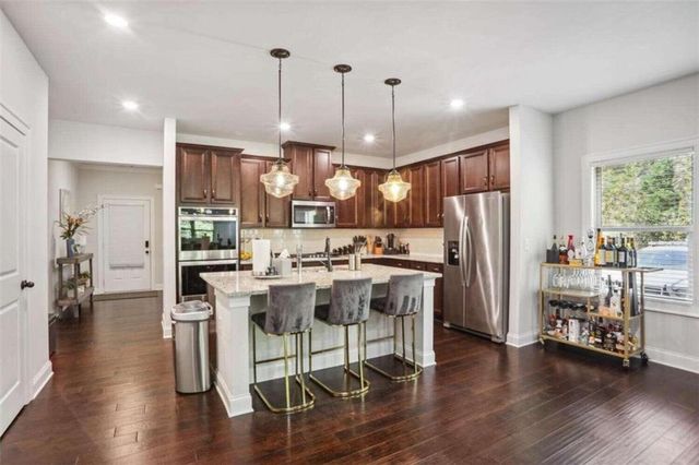 1122 Hibiscus Way SW, Mableton, GA 30126