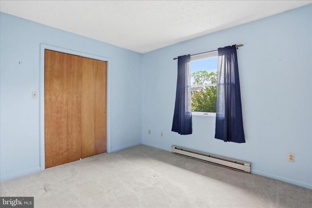 317 DAWN AVE, Woodstock, VA 22664