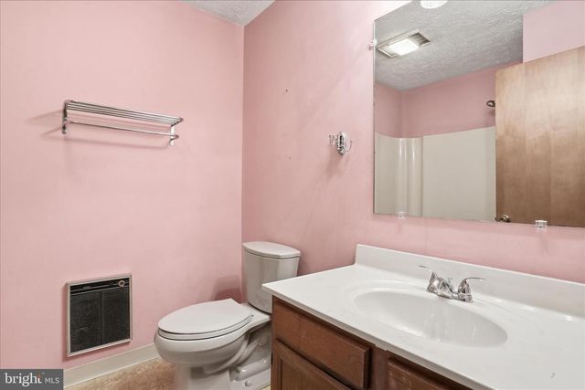 317 DAWN AVE, Woodstock, VA 22664