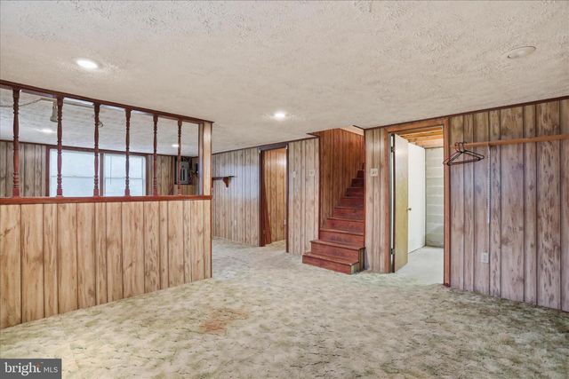 317 DAWN AVE, Woodstock, VA 22664