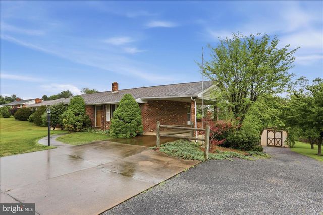 317 DAWN AVE, Woodstock, VA 22664