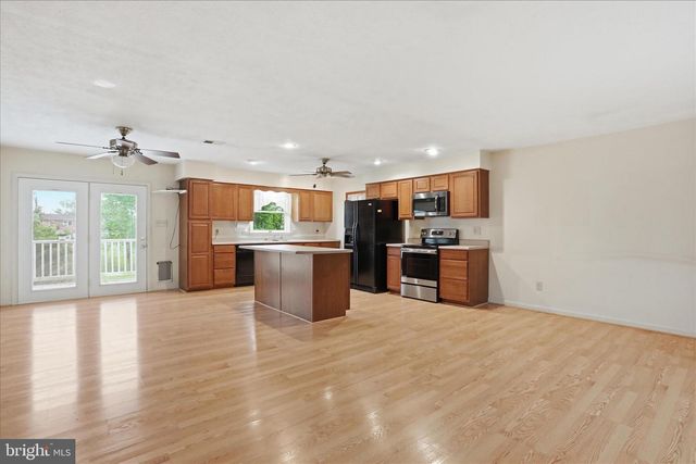 317 DAWN AVE, Woodstock, VA 22664