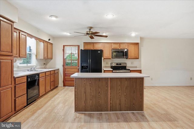 317 DAWN AVE, Woodstock, VA 22664