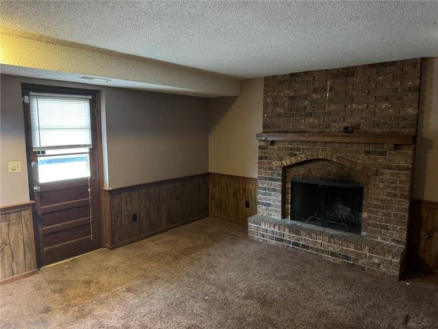 9202 E 64th Terrace, Raytown, MO 64133