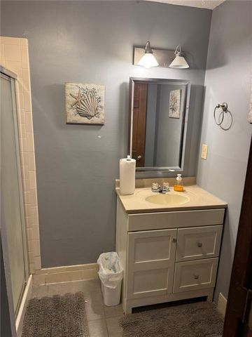 9202 E 64th Terrace, Raytown, MO 64133