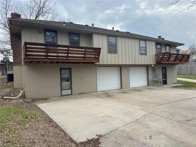 9202 E 64th Terrace, Raytown, MO 64133