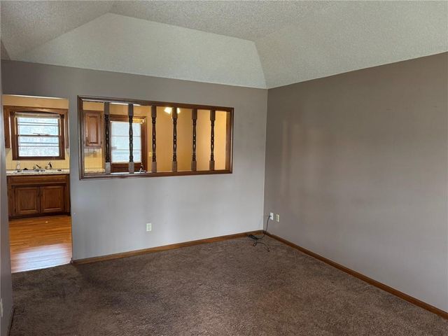 9202 E 64th Terrace, Raytown, MO 64133