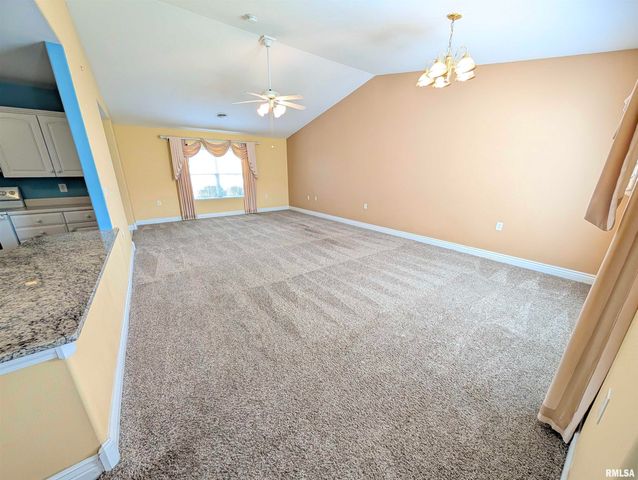1506 APACHE Drive, Marion, IL 62959