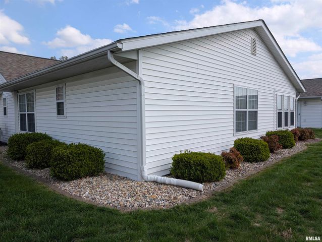 1506 APACHE Drive, Marion, IL 62959