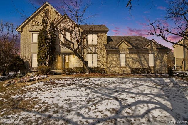 37796 Stableview Dr. Drive, Farmington Hills, MI 48335