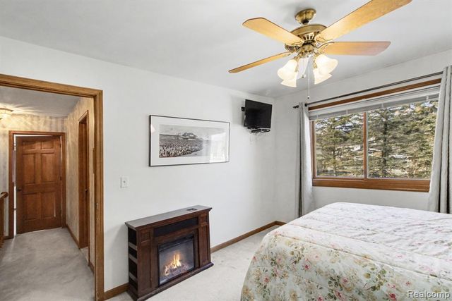 37796 Stableview Dr. Drive, Farmington Hills, MI 48335