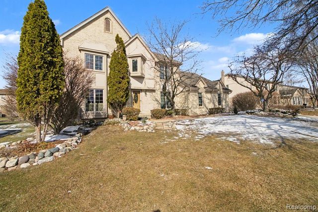 37796 Stableview Dr. Drive, Farmington Hills, MI 48335