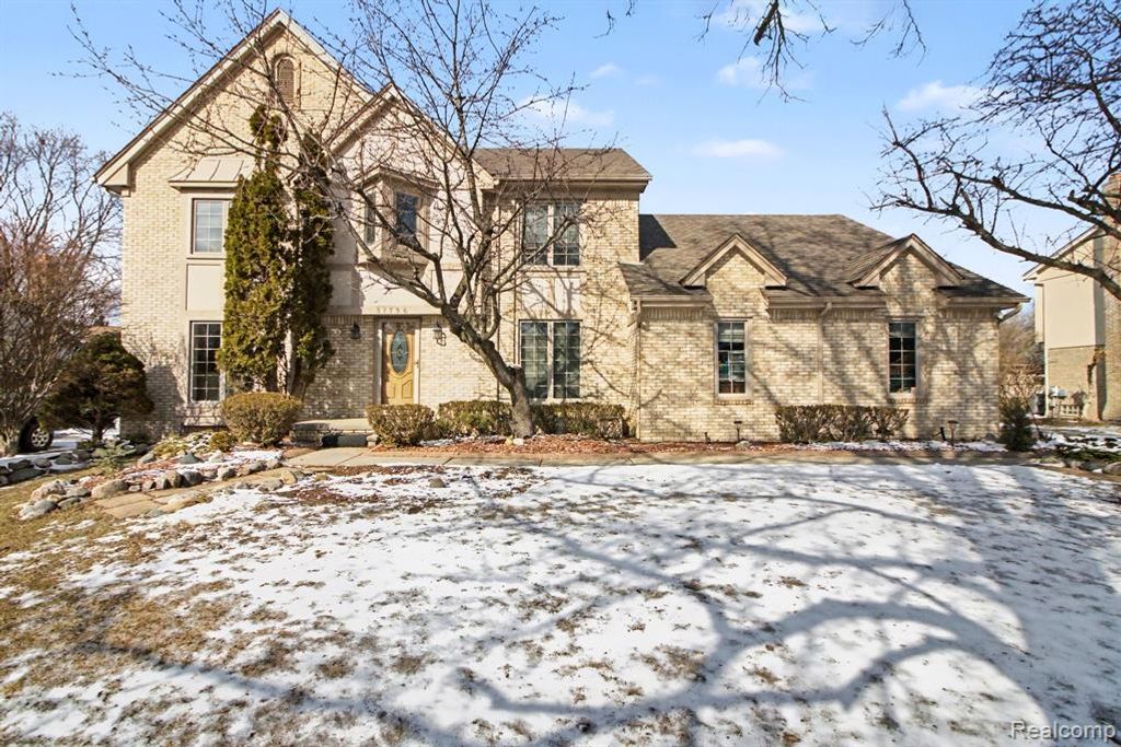 37796 Stableview Dr. Drive, Farmington Hills, MI 48335