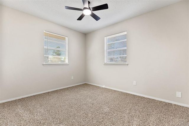 1100 N Doris Avenue, Newcastle, OK 73065