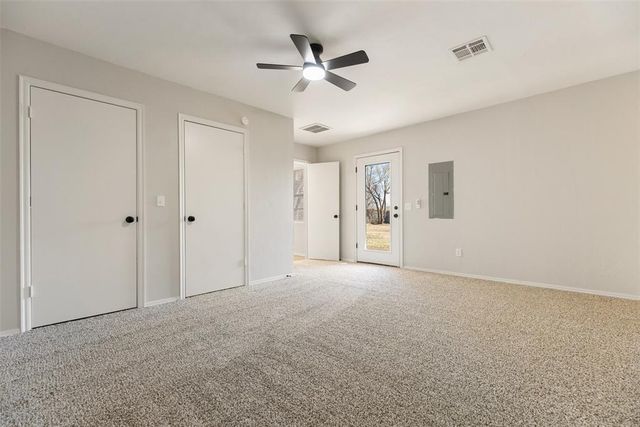 1100 N Doris Avenue, Newcastle, OK 73065