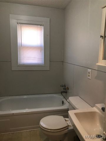 108 Sewell Street, Selma, AL 36701