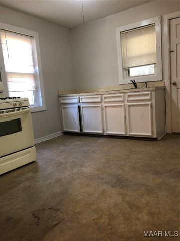 108 Sewell Street, Selma, AL 36701