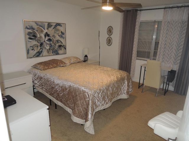 115 Lakes End Drive Apt D, Fort Pierce, FL 34982