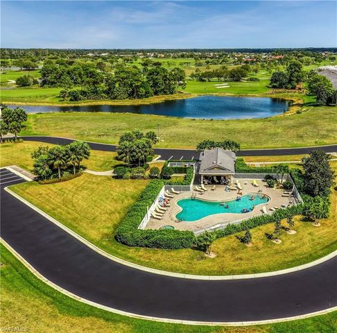 16581 Goldenrod LN # 201, Alva, FL 33920