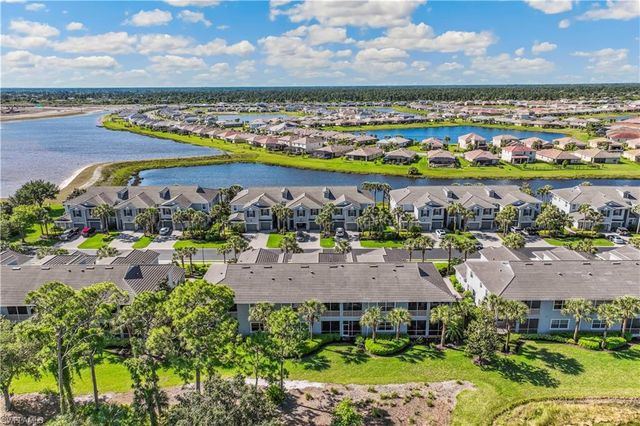 16581 Goldenrod LN # 201, Alva, FL 33920