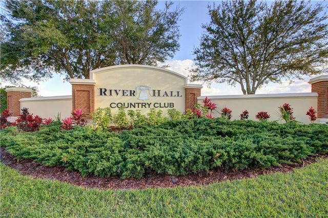 16581 Goldenrod LN # 201, Alva, FL 33920