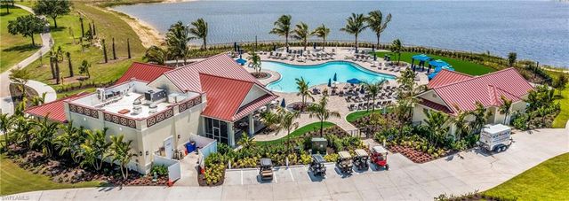 16581 Goldenrod LN # 201, Alva, FL 33920