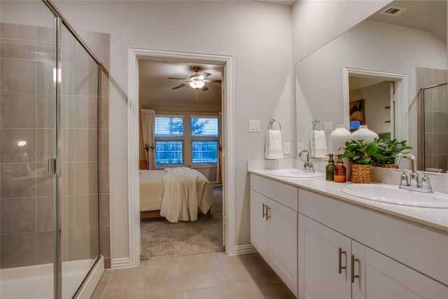 3012 Prairie Trail Avenue, Aubrey, TX 76227
