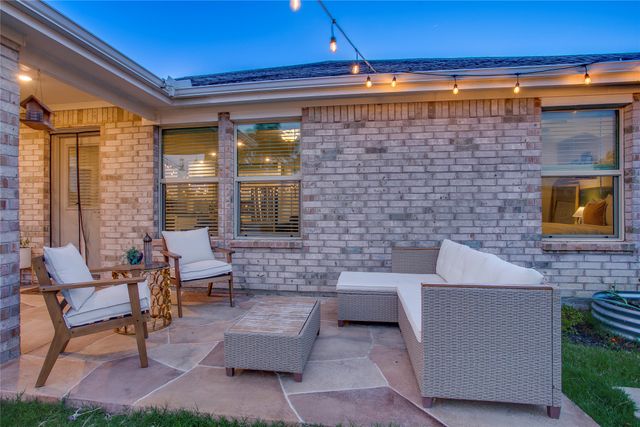 3012 Prairie Trail Avenue, Aubrey, TX 76227