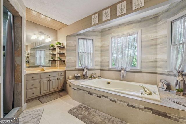 3191 Limrick Lane, Snellville, GA 30039