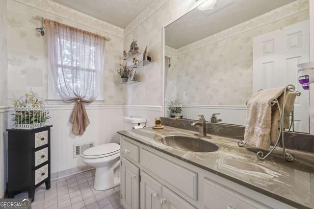 3191 Limrick Lane, Snellville, GA 30039