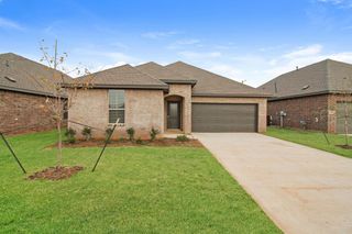 1912 Ponderosa Pine Lane, Mustang, OK 73128