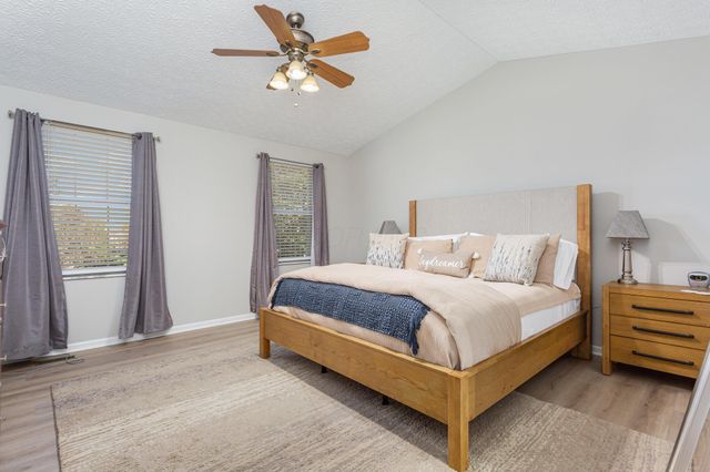 5655 Lotus Court, Grove City, OH 43123