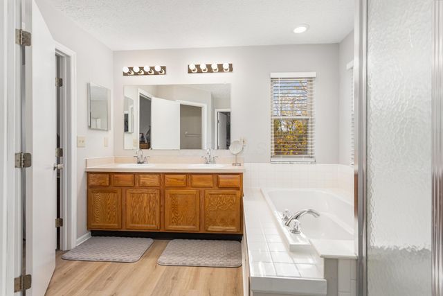 5655 Lotus Court, Grove City, OH 43123