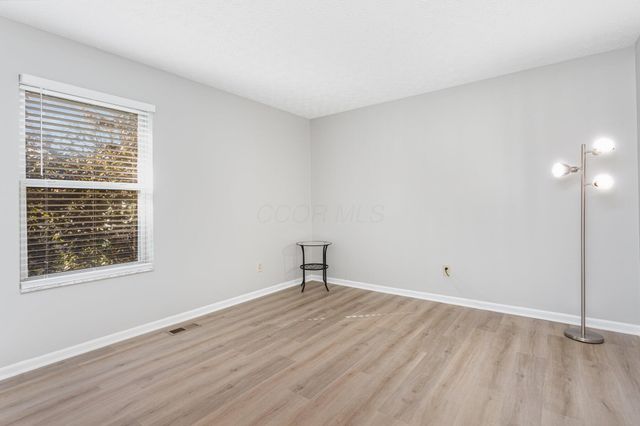 5655 Lotus Court, Grove City, OH 43123