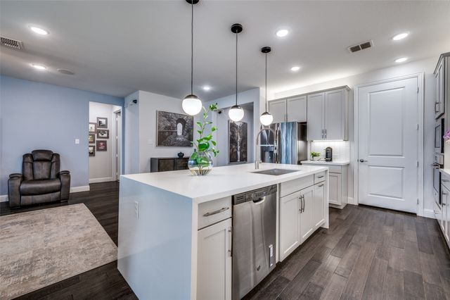 3005 Barefoot Lane, Celina, TX 75009