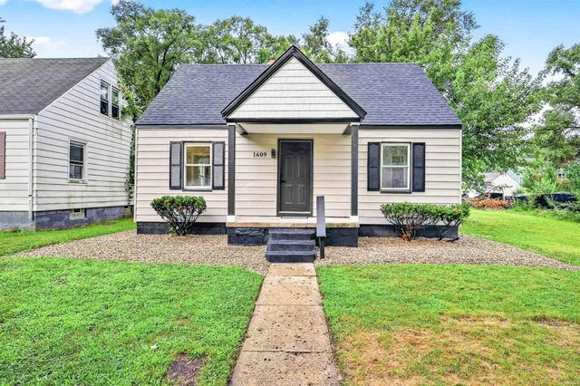 1609 N Brookfield Street, South Bend, IN 46628