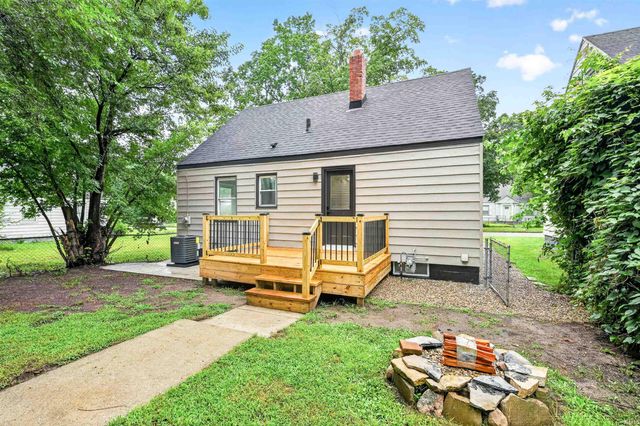 1609 N Brookfield Street, South Bend, IN 46628