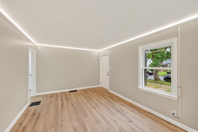 1609 N Brookfield Street, South Bend, IN 46628