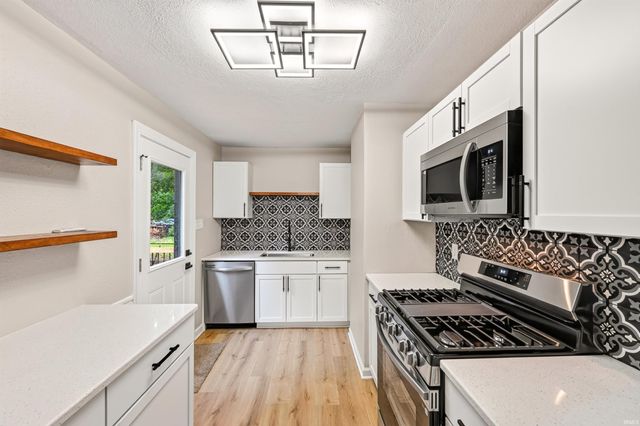 1609 N Brookfield Street, South Bend, IN 46628