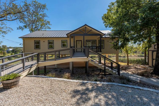 1830 & 1834 Flite Acres RD, Wimberley, TX 78676