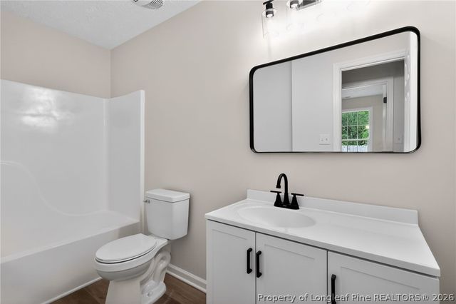 1054 Coalport Road, Hope Mills, NC 28348