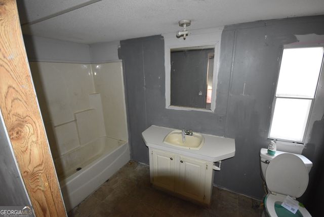 18 Lee Street NW, Rome, GA 30165