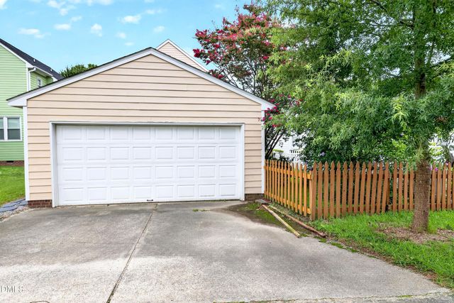 125 Fountain Springs Road, Holly Springs, NC 27540